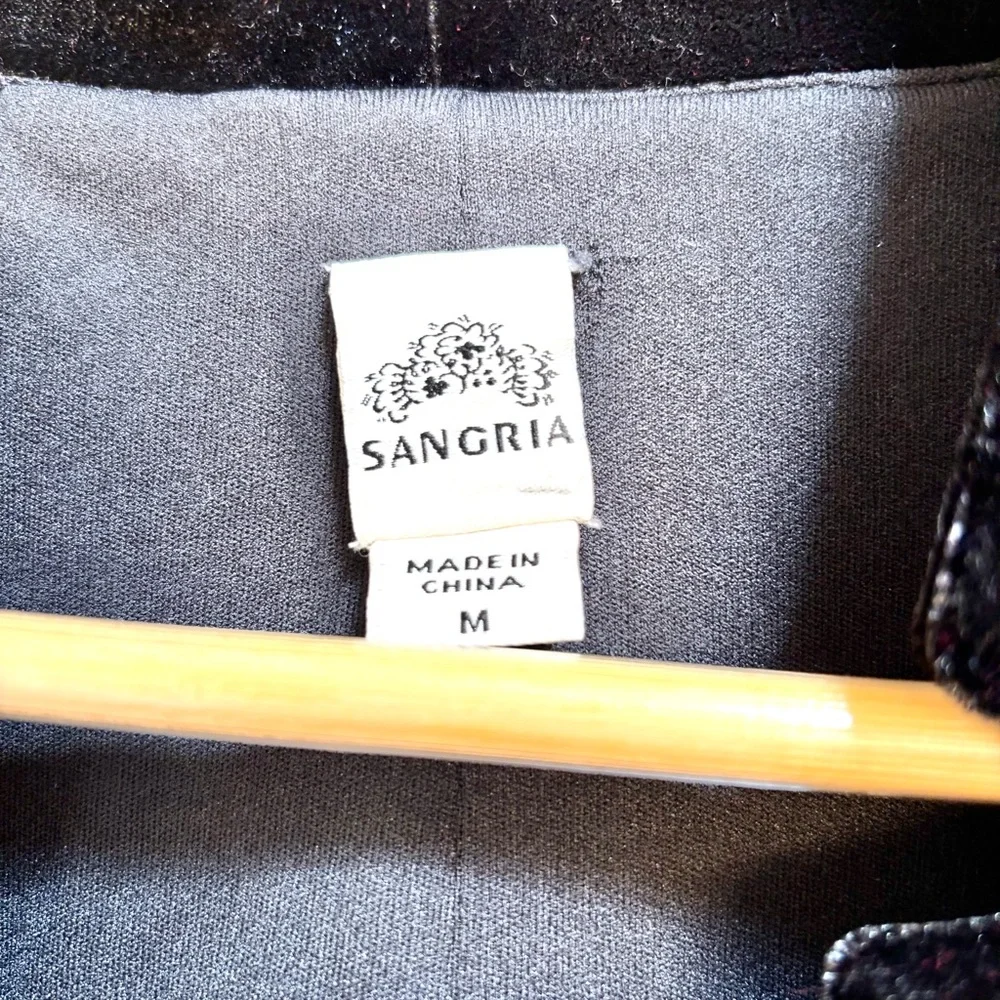 Sangria Cropped Black Velvet Bolero Jacket Witchy Goth Size Medium 3/4 sleeve - Picture 8 of 8